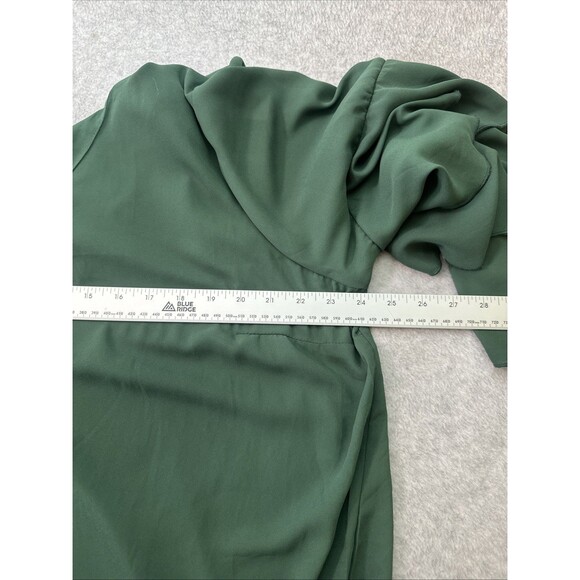 Miss Lili Women's Plus Size 2X Emerald Green Ruffle Tiered Sleeve Blouse - Picture 5 of 5